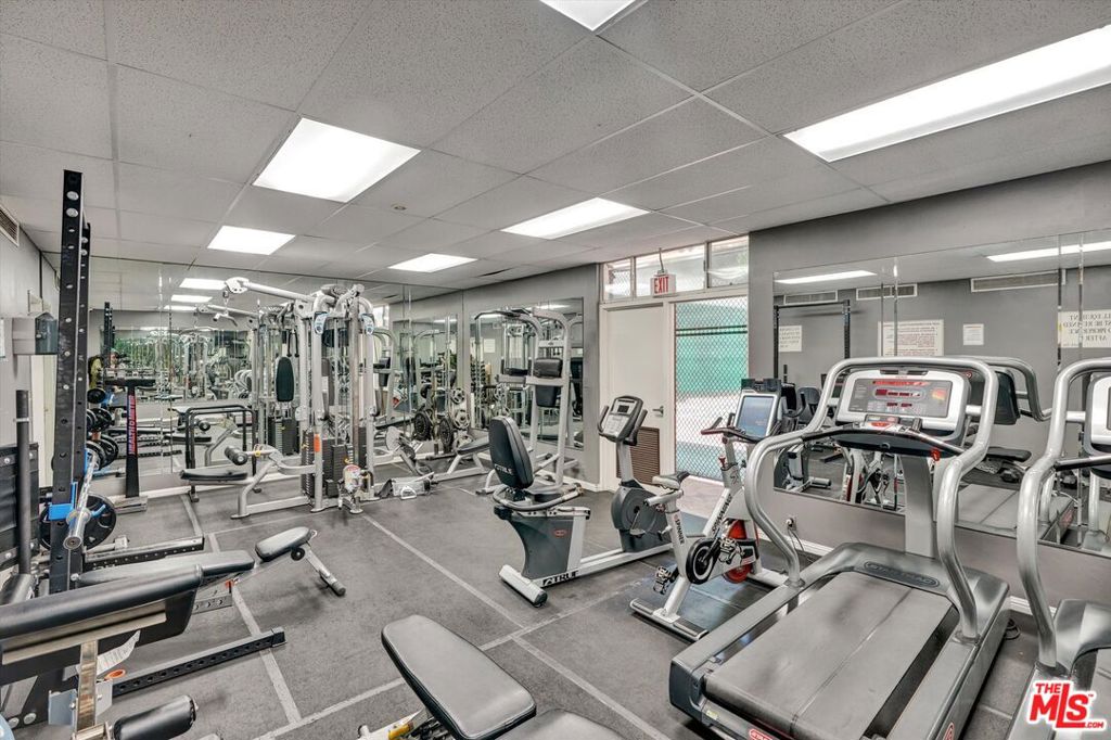10535 Wilshire Boulevard 510 Property Photo 51
