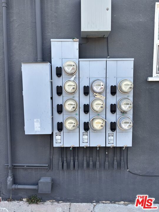 727 Olive Avenue Property Photo 14