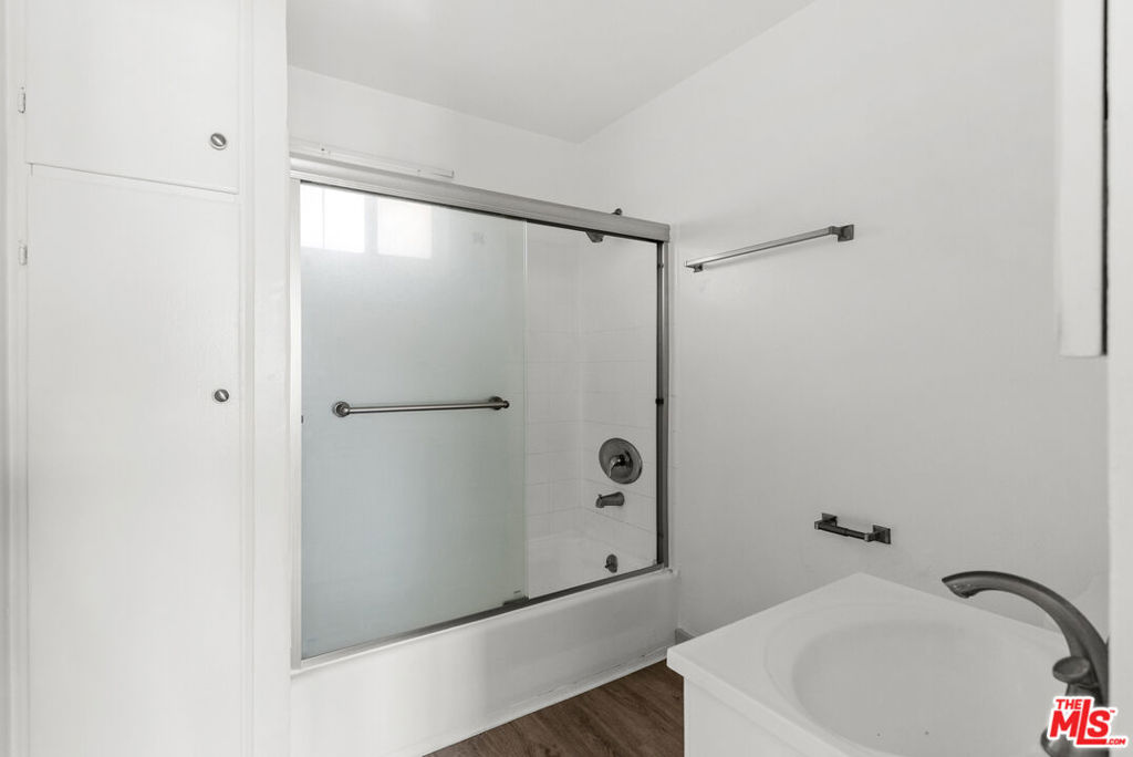 727 Olive Avenue Property Photo 20