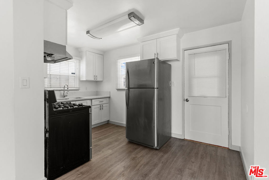 727 Olive Avenue Property Photo 23