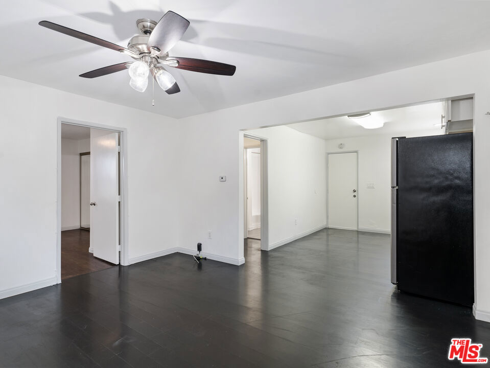 727 Olive Avenue Property Photo 24