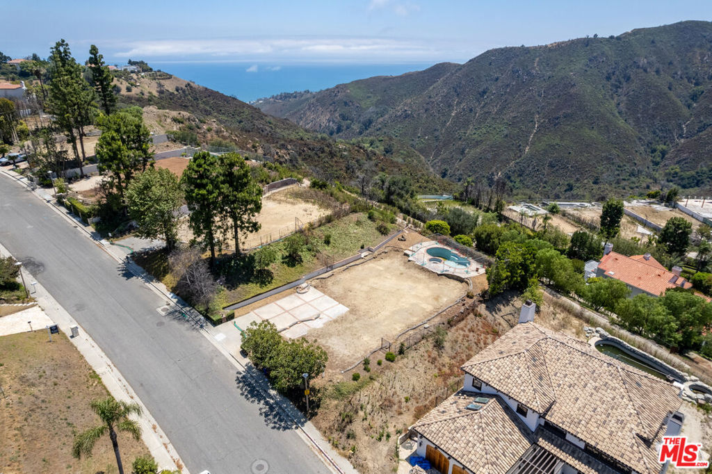 16756 Monte Hermoso Drive Property Photo 11