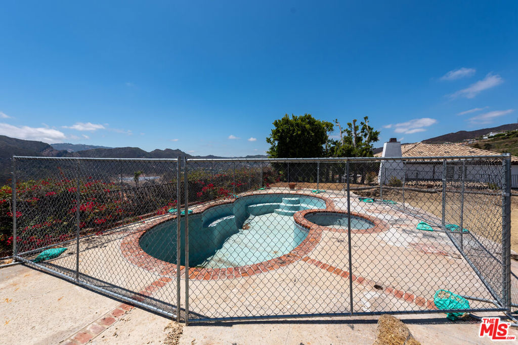 16756 Monte Hermoso Drive Property Photo 15