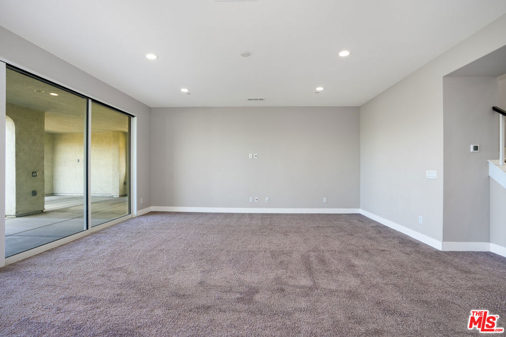 25136 Cypress Bluff Drive Property Photo 16