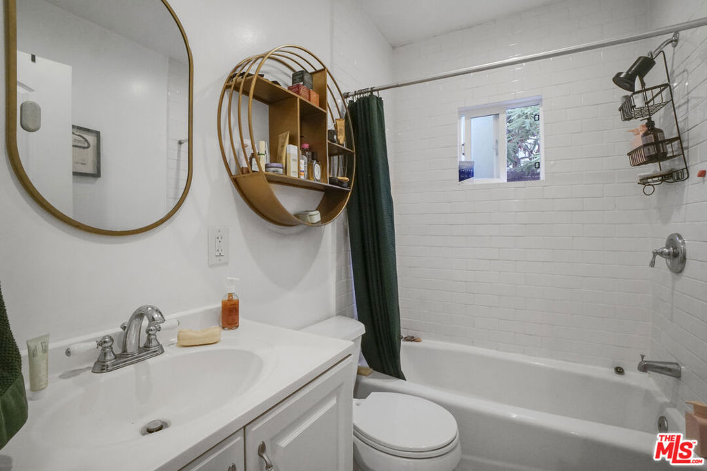 705 Flower Avenue Property Photo 13