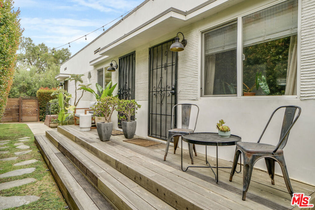 705 Flower Avenue Property Photo 22