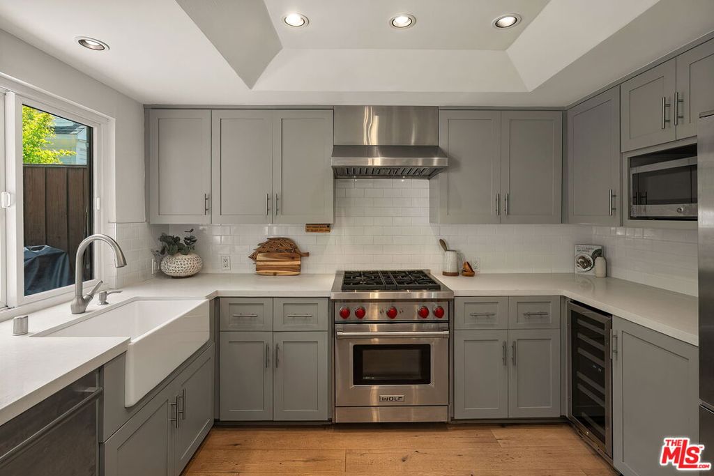 914 2nd Street A Property Photo 5