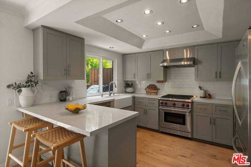 914 2nd Street A Property Photo 6
