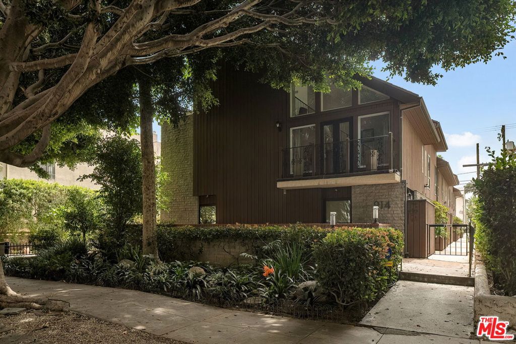 914 2nd Street A Property Photo 15