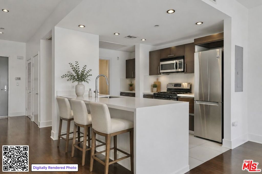 1700 Sawtelle Boulevard 210 Property Photo 1