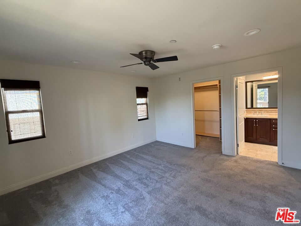 5401 Morella Avenue 10 Property Photo 11