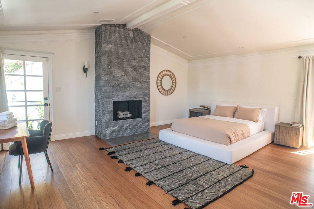 8655 Hillside Avenue Property Photo 13