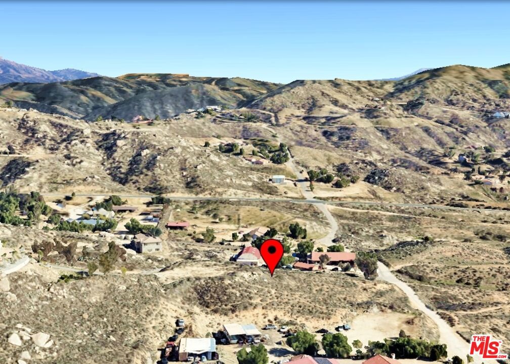 24440 Country Road Property Photo 2