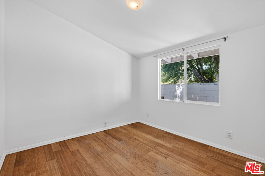 6292 Lubao Avenue Property Photo 26