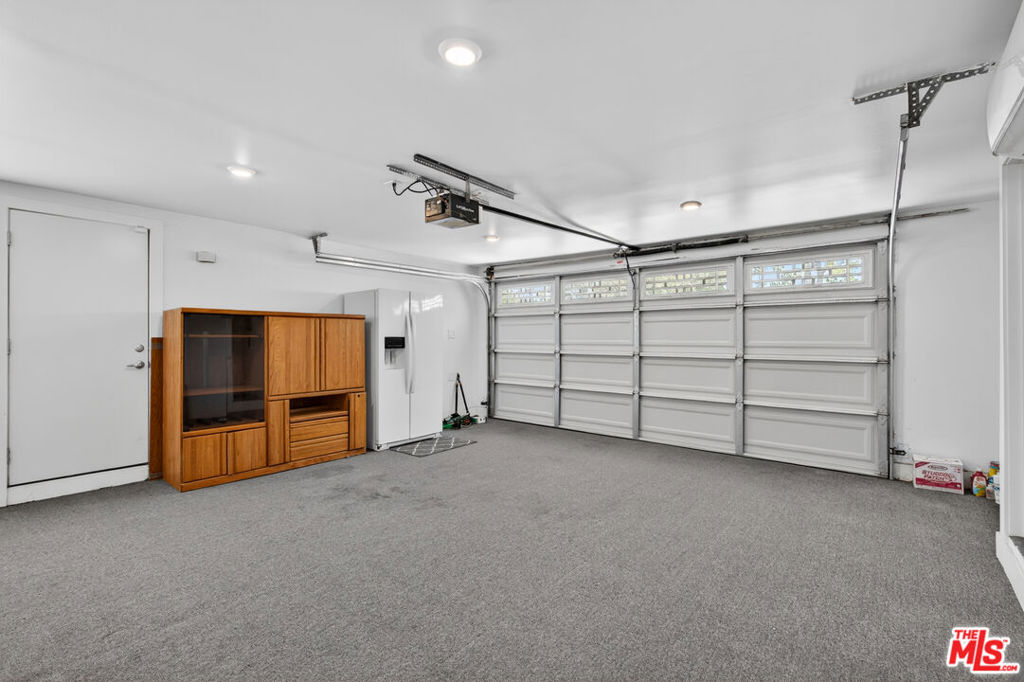 6292 Lubao Avenue Property Photo 29
