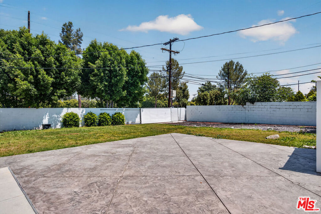 6292 Lubao Avenue Property Photo 34