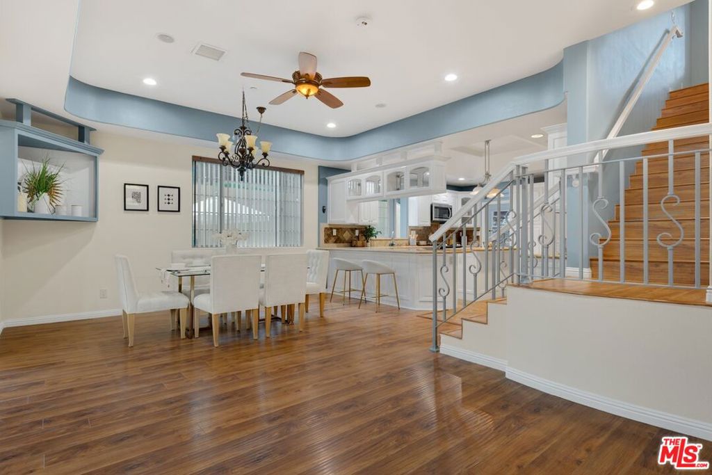 2529 Topanga Skyline Drive Property Photo 11