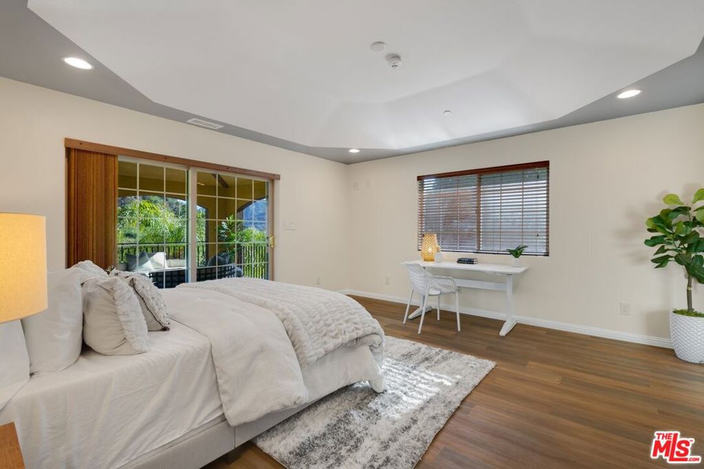 2529 Topanga Skyline Drive Property Photo 19