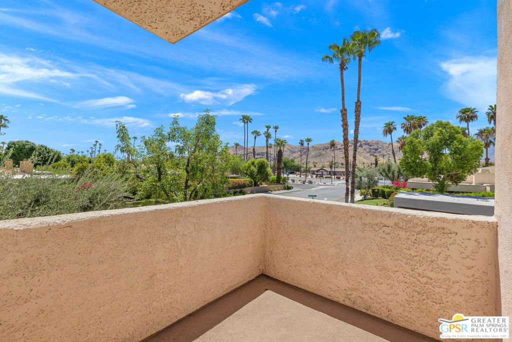 2098 Normandy Court Property Photo 19