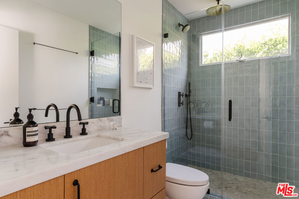 712 San Lorenzo Street Property Photo 45