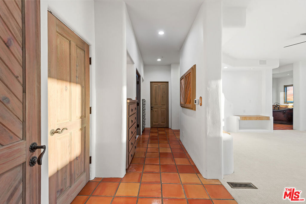 7047 Vista Del Mar Lane Property Photo 29