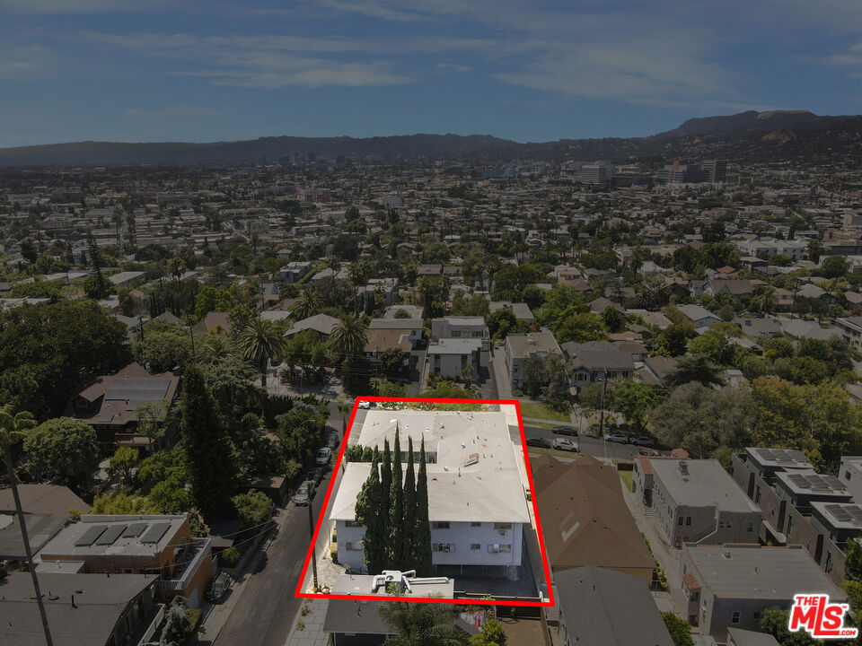 1350 Edgecliffe Drive Property Photo 19