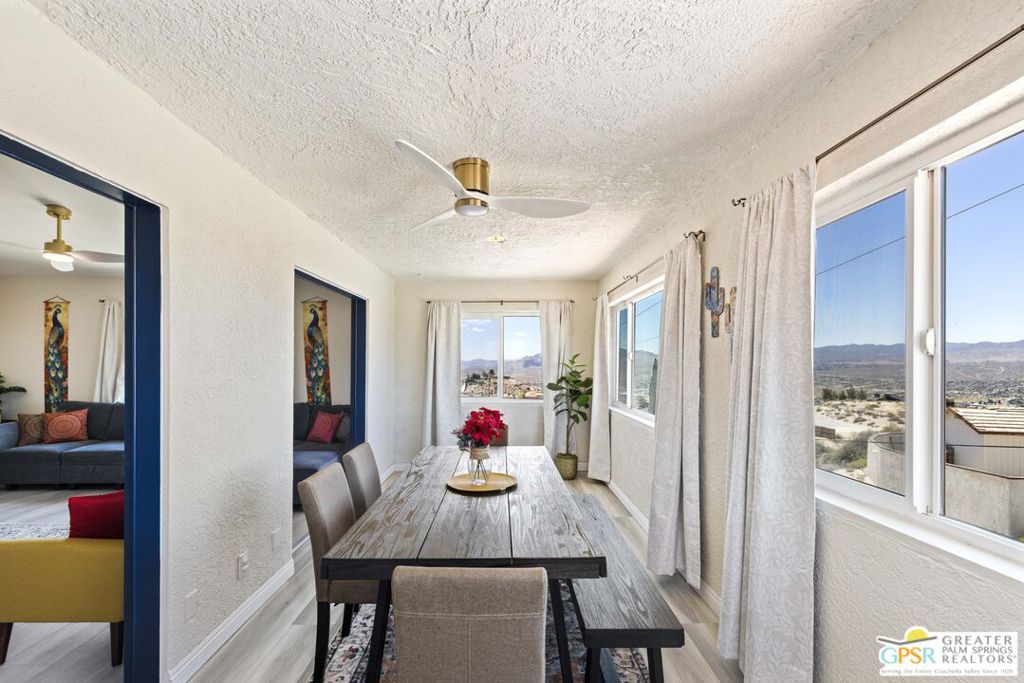 57347 Bandera Road Property Photo 11