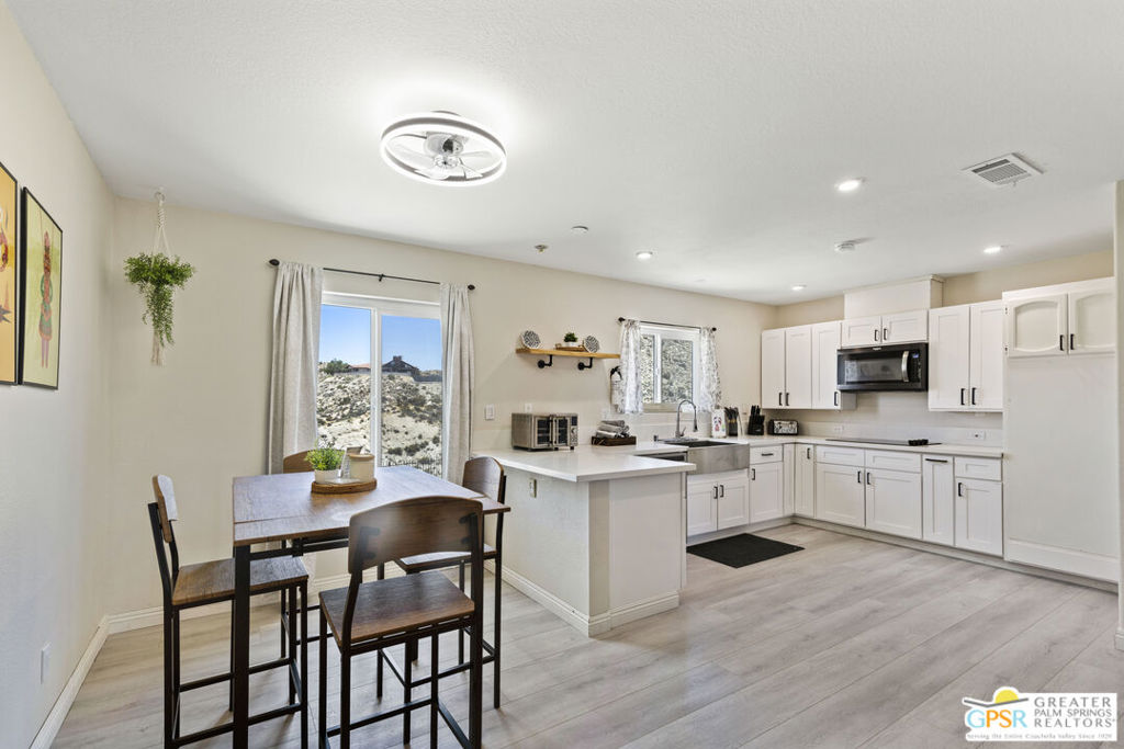 57347 Bandera Road Property Photo 13