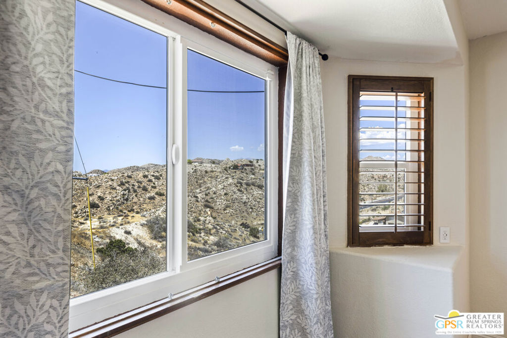 57347 Bandera Road Property Photo 17