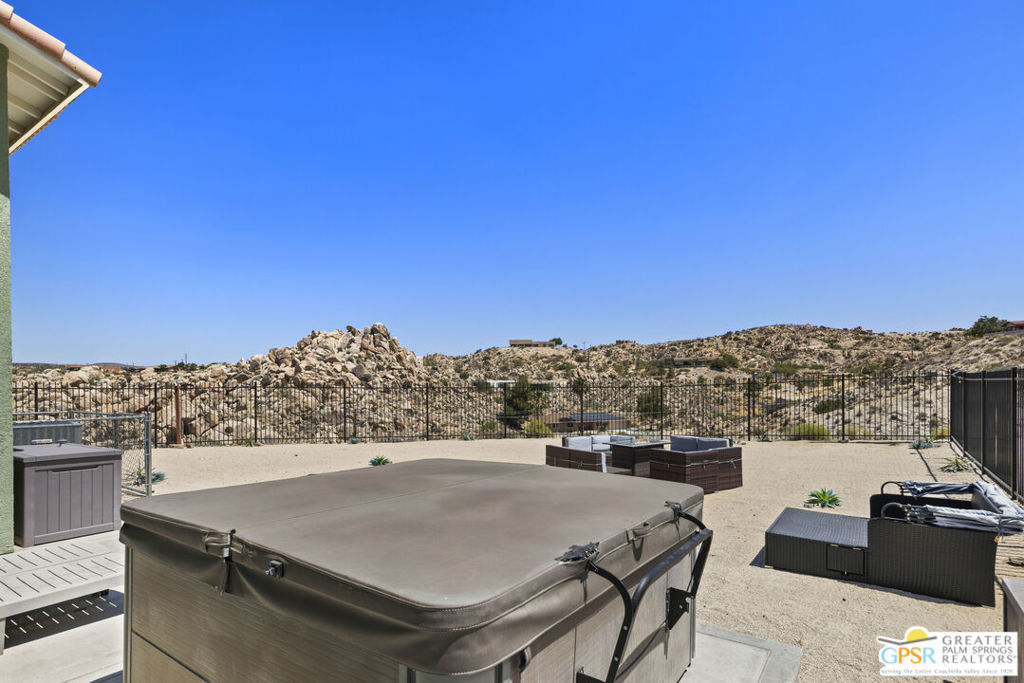 57347 Bandera Road Property Photo 31
