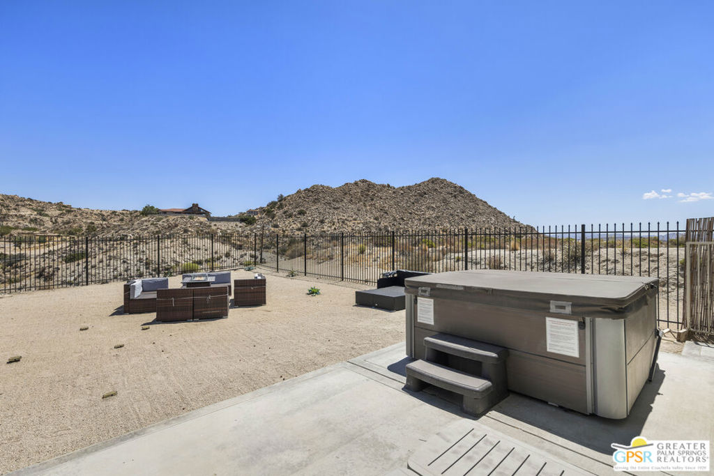 57347 Bandera Road Property Photo 32