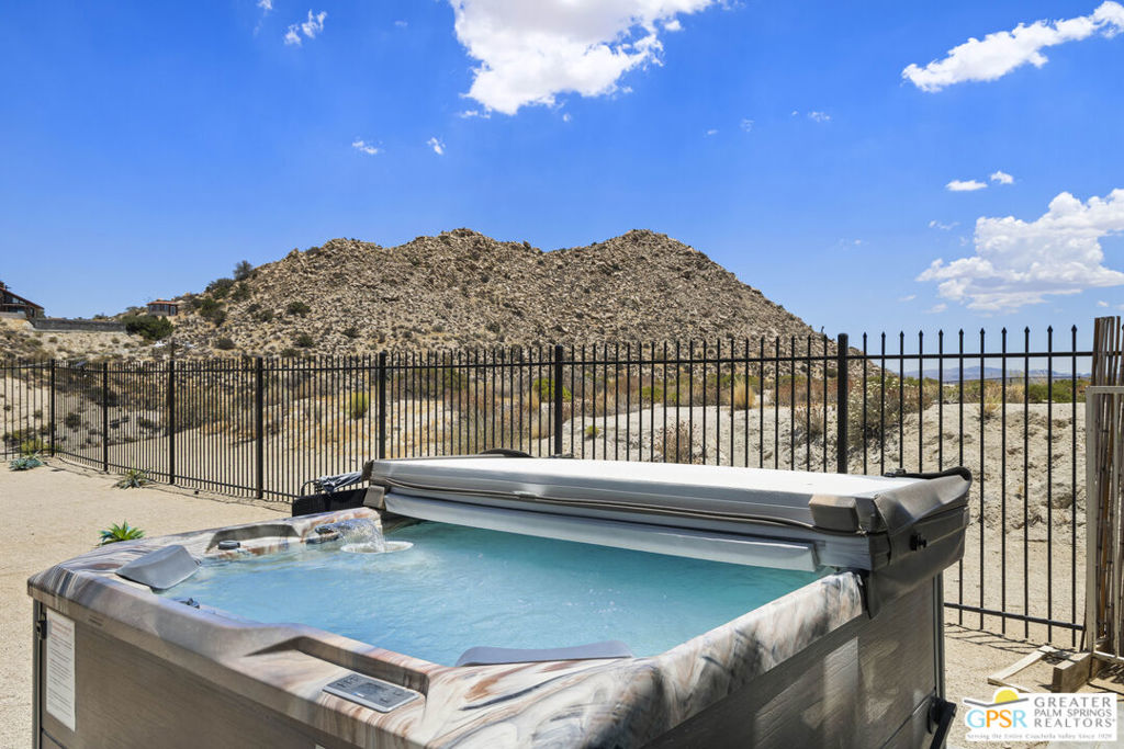 57347 Bandera Road Property Photo 33