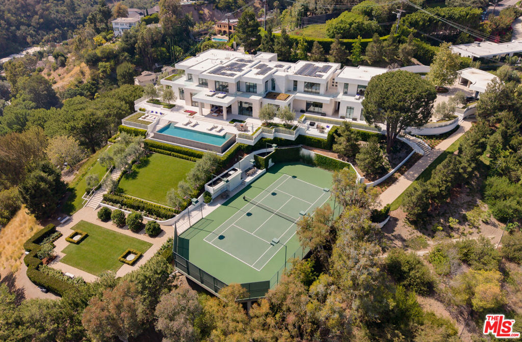 9966 Beverly Grove Drive Property Photo