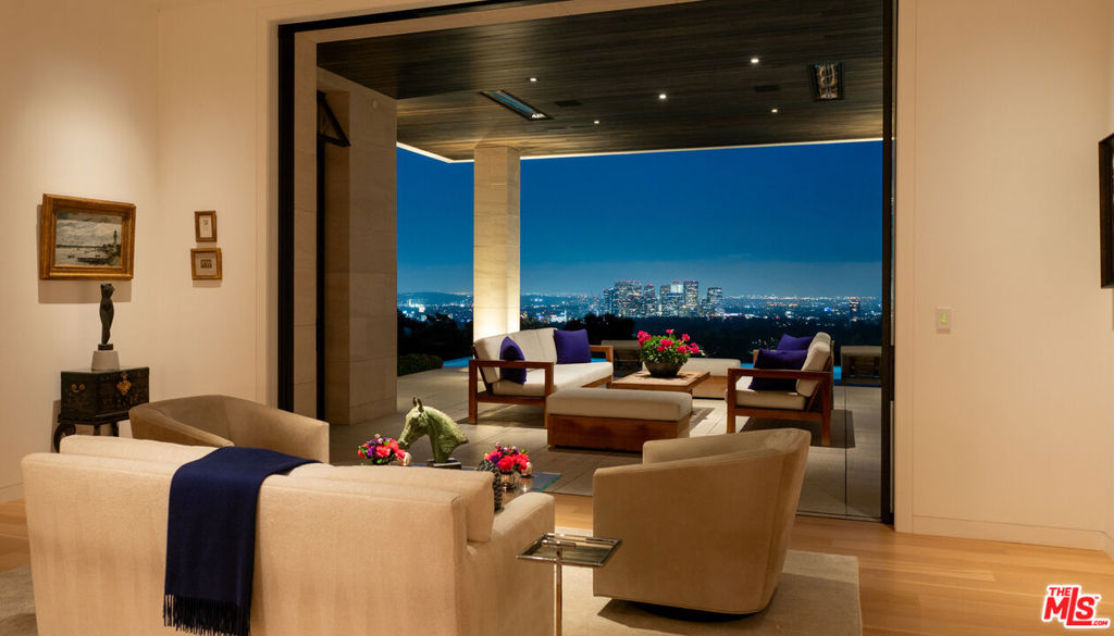 9966 Beverly Grove Drive Property Photo 15
