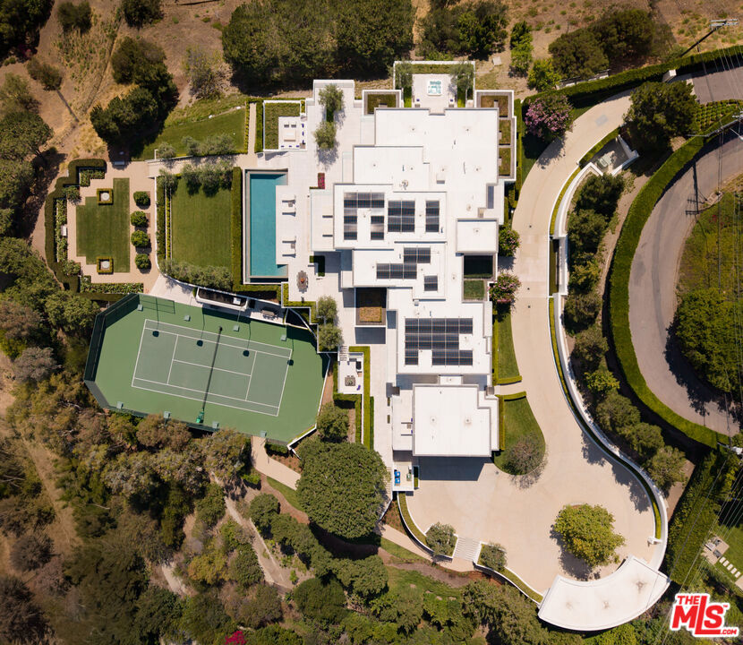 9966 Beverly Grove Drive Property Photo 41