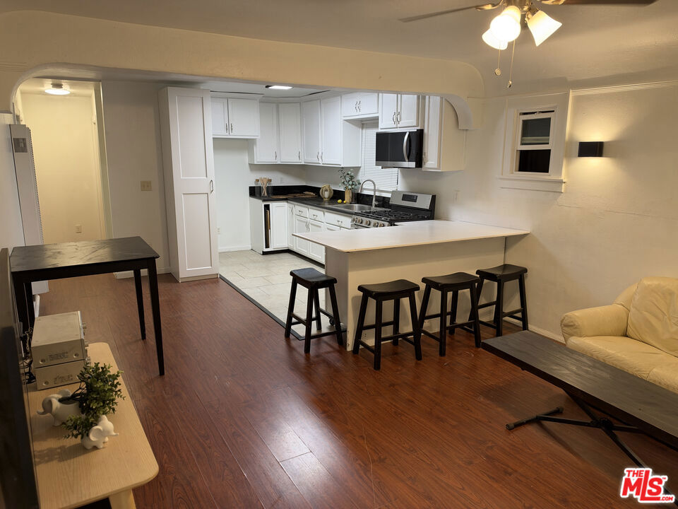 6055 7th Avenue Property Photo 1