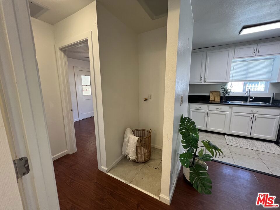6055 7th Avenue Property Photo 15