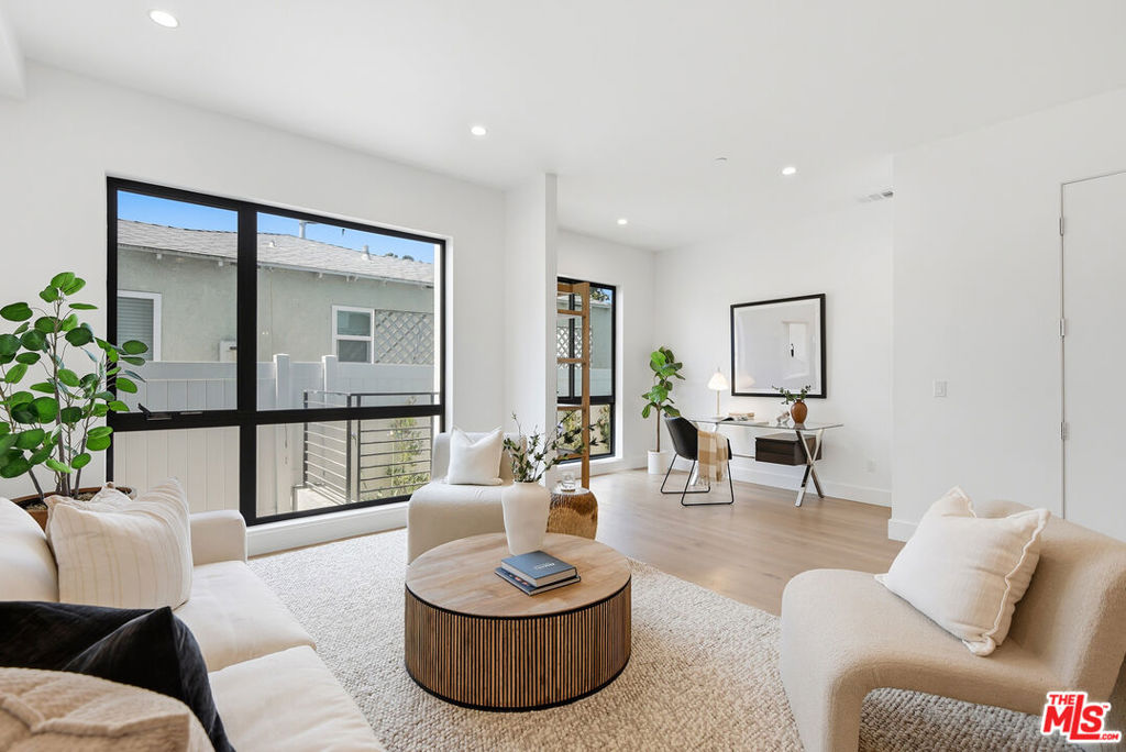 4095 Sawtelle Boulevard C Property Photo 14