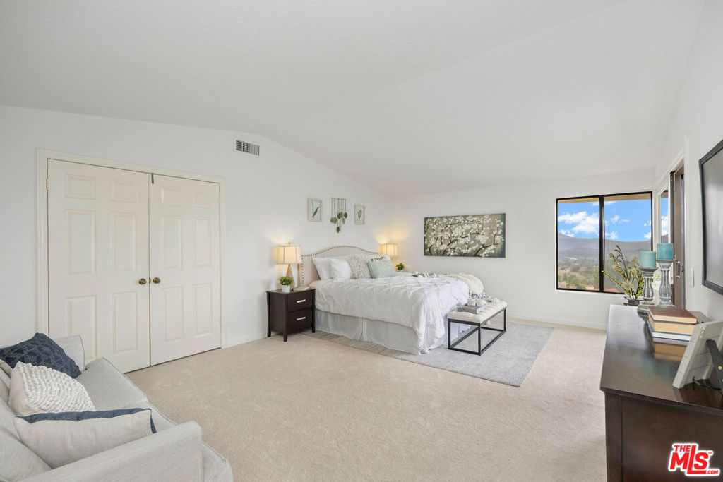 2736 Whitechapel Place Property Photo 27
