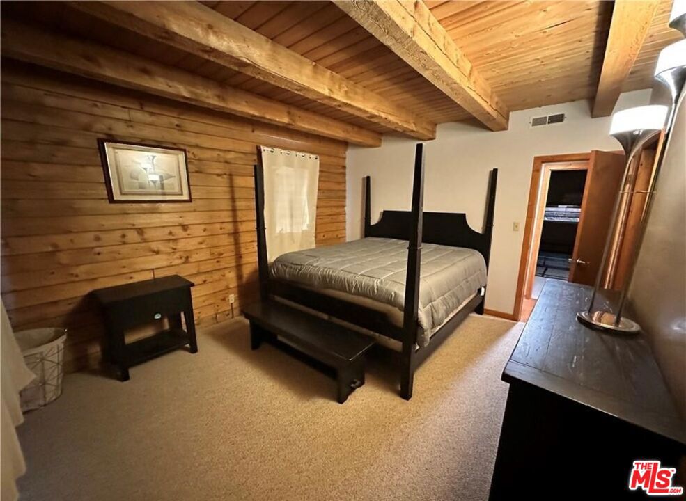 23387 Knapps Cutoff Property Photo 6