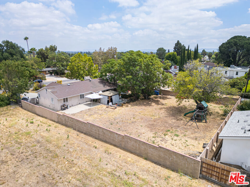 11335 Louise Avenue Property Photo 6