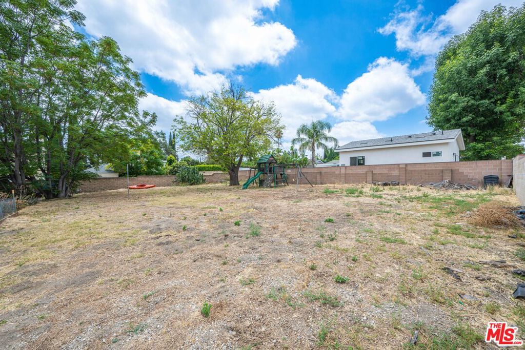 11335 Louise Avenue Property Photo 38