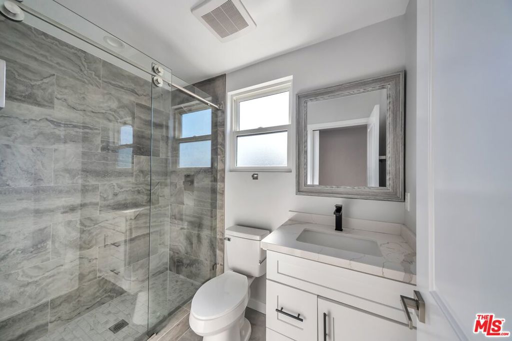 4239 Halldale Avenue Property Photo 17