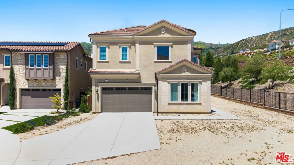 20517 W Deer Grass Court Property Photo 4
