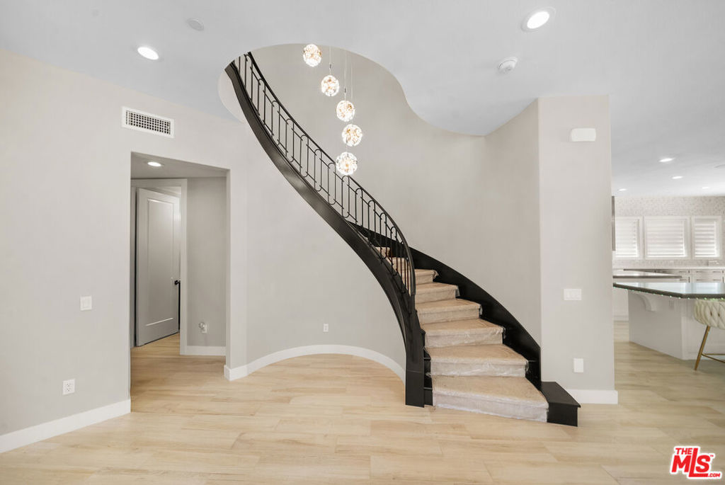 20517 W Deer Grass Court Property Photo 9