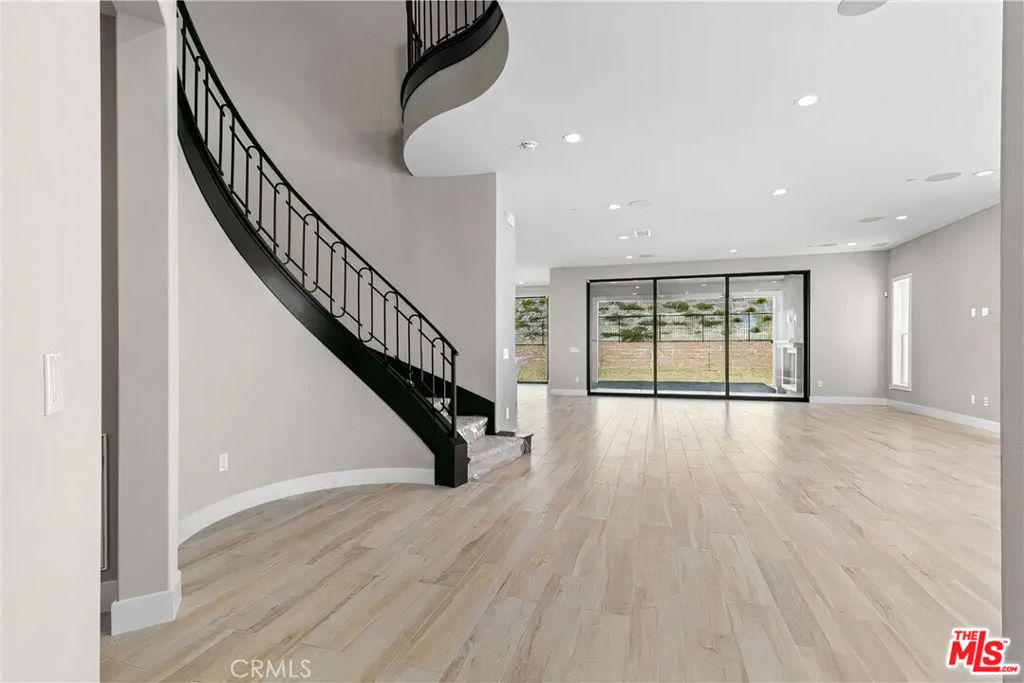 20517 W Deer Grass Court Property Photo 11