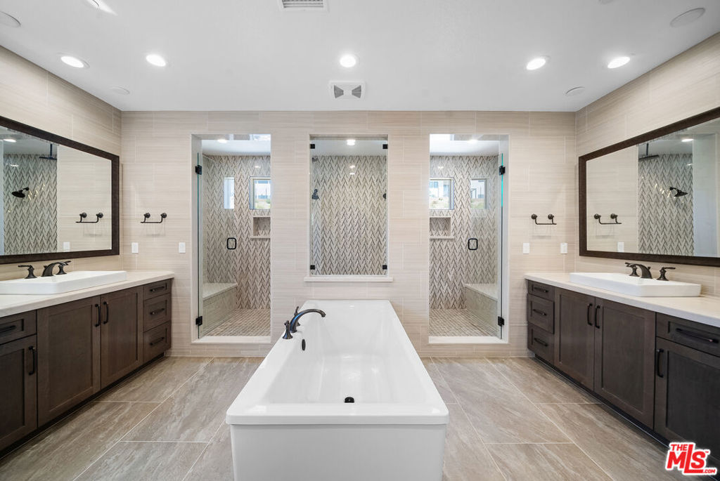 20517 W Deer Grass Court Property Photo 49