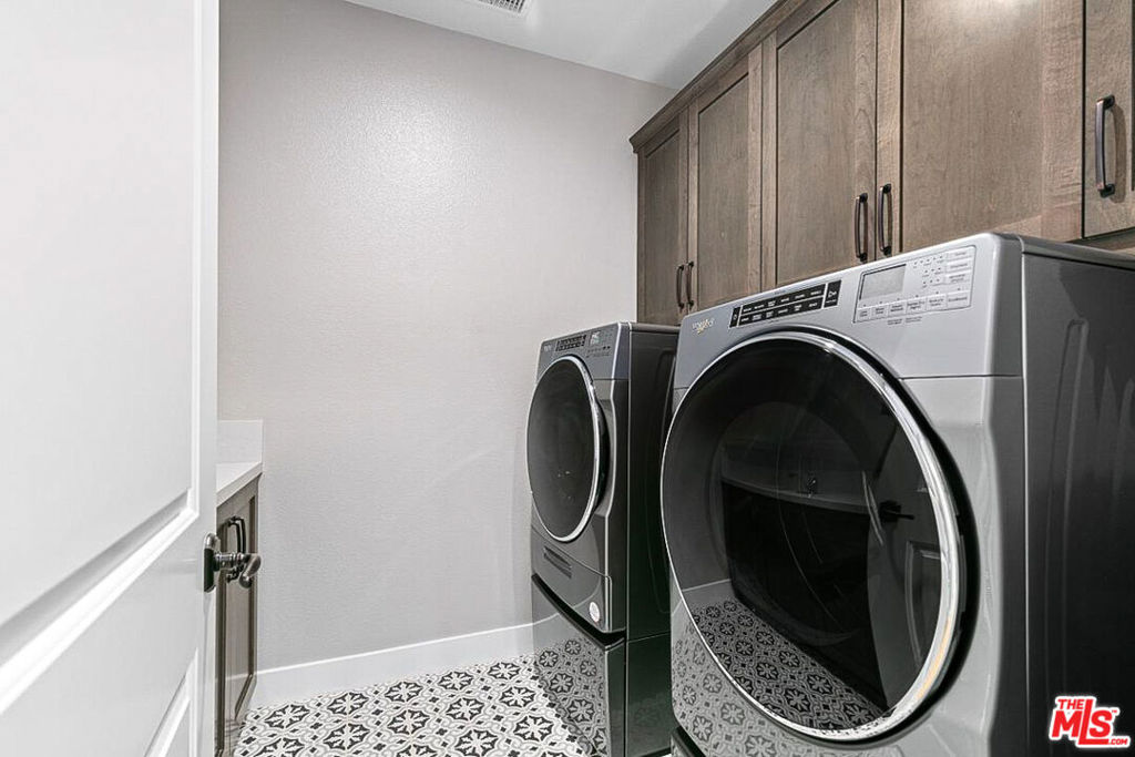20517 W Deer Grass Court Property Photo 63