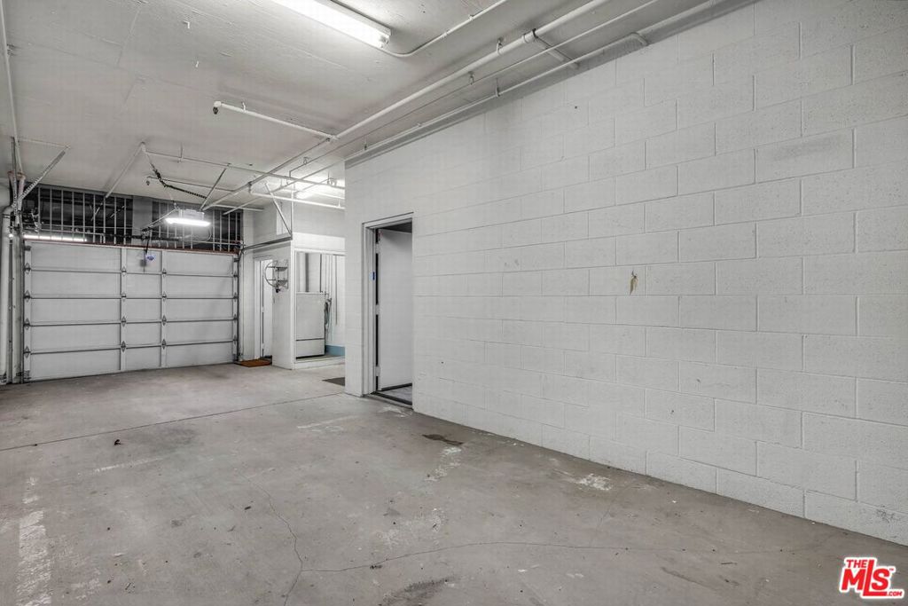 1735 Malcolm Avenue H Property Photo 28