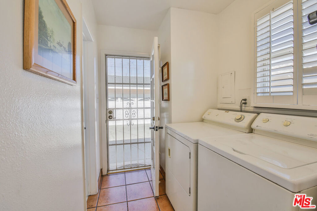 1728 S Heather Lane Property Photo 15